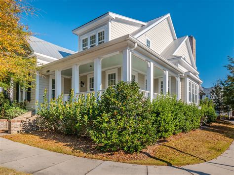 Wilmington north carolina houses for sale. Zillow has 31 homes for sale in Landfall Wilmington. View listing photos, review sales history, and use our detailed real estate filters to find the perfect place. 
