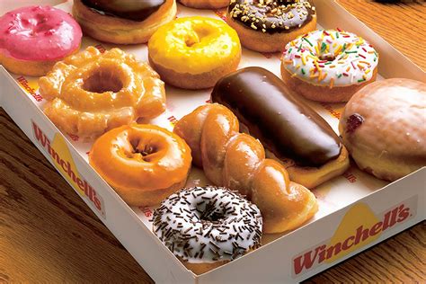 Winchell donuts. Ah, such memories at this WInchell's. Excellent glazed donuts; take note Dunkin' Donuts. And great chocolates and buttermilk too. Also the first time I ever had a gun pulled in my … 