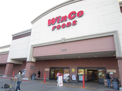Winco visalia. The City of Visalia follows County and State guidelines pertaining to COVID-19 for more information on these guidelines and more visit https://covid19.ca.gov/ or call our office at (559) 713-4365. News. Senior Games Week Named in Visalia. Council proclamation coincides with national recognition and kick off of Games. 