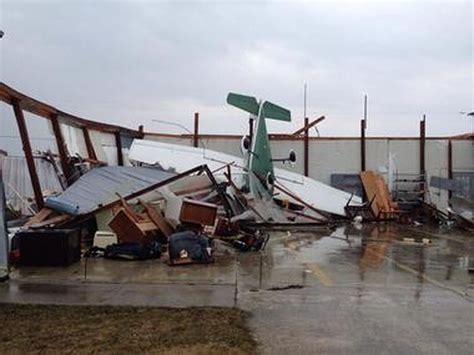 Winds at 80 mph, storm damage across the St. Louis area
