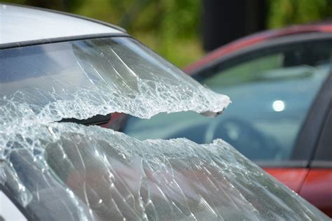 Windshield replacement phoenix az. 26 Sept 2021 ... 3. Call a windshield replacement company in Phoenix, Arizona. May we suggest Auto Glass 2020, since it is one of the (LINK) best rated auto ... 