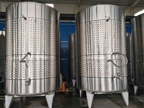 Wine fermentation tank price.  Choose from Open Top, Variable Capacity, or Closed Top.  ...