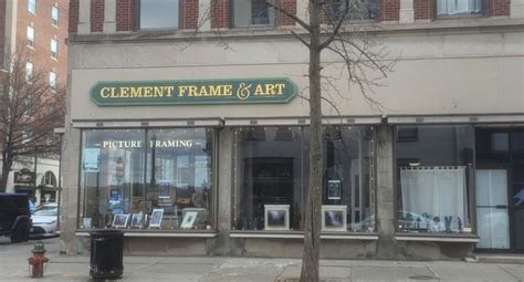 Wine shop moves into former Clement Art space in Troy