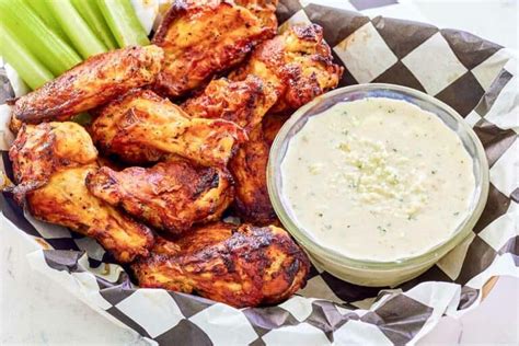 Wingstop blue cheese. 5 Dec 2018 ... This recipe is inspired by the Mexican beer cocktail the "Michelada". These wings have a spicy tang that lime and beer lovers will enjoy! 
