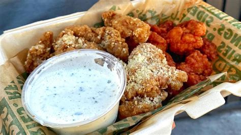 Wingstop ranch dip. Feb 21, 2022 · An alleged WingStop worker has shown over a million viewers exactly what goes into the chain's Ranch dressing, but one ingredient has left some surprised. The worker, who uses the online name ... 
