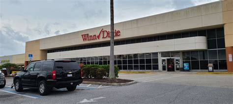  Find a Winn-Dixie store near you with our handy City, State, Zip, or Store number locator. ... Neighborhood Stores in Florida, Georgia, Alabama, Louisiana and ... . 