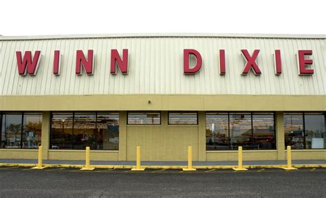The Winn-Dixie at MARION OAKS SHOPPING CENTER near you is your home for all of your grocery store needs. Open daily: 7:00 AM - 10:00 PM 352-347-6990. 