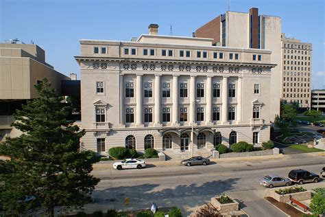 Winnebago county court. Mailing Address: 400 West State St., Rockford, IL 61101 Phone: 1-815-319-4500 (8:00AM - 4:30PM CDT) © Winnebago County Clerk of the Circuit Court. 