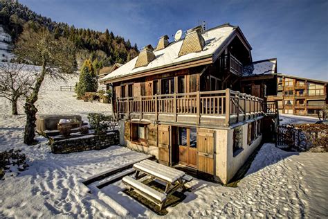 Winter Self Catered Ski Chalets in Morzine & Les Gets - Reach 4 …