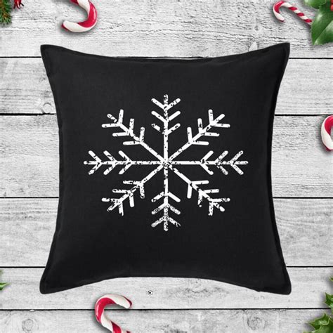 Artmag 20x20 Christmas Throw Pillow Covers,Decorative Snowflake Hello Winter Let it Snow Buffalo Plaid Xmas Christmas Pillow Shams Cases Slipcovers Set of 4 for Couch Sofa 4.2 out of 5 stars 726 $11.99 $ 11 . 99 ($3.00/Count) 