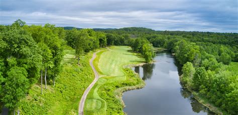 Wintonbury hills. Wintonbury Hills, outside of Hartford, CT is the first Pete Due creation in New England. This is a must play! . . ⛳️: @wintonburyhillsgolf : @buffalo.agency 