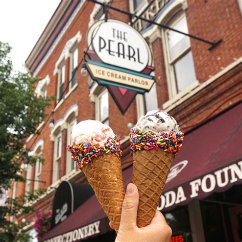 Wisconsin - The Pearl Ice Cream Parlor & Confectionery