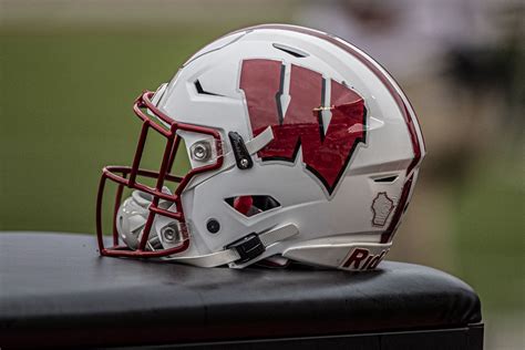 Wisconsin Badgers football: Loyal Crawford dismissed from team; …