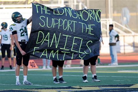 With Daniels family in its heart, Mountain View cruises to victory over Leigh