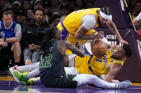 With Grizzlies’ early playoff struggles, Timberwolves may regret play-in loss to Lakers