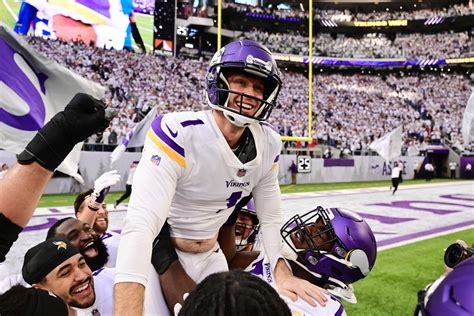 With Vikings agreeing to re-sign specialists Greg Joseph, Andrew DePaola, the ‘gang’s all back’