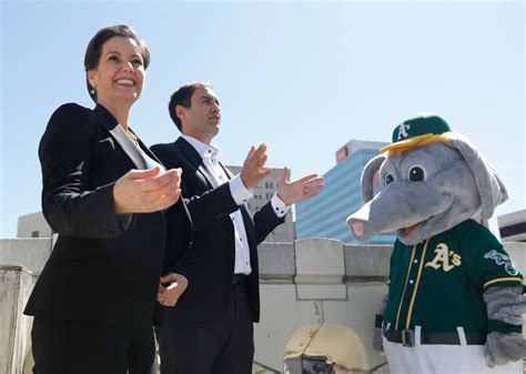 With door closing on A’s future, Oaklanders ponder how to move on