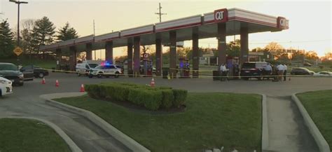 Witness: Woman pumping gas seriously hurt chasing after stolen purse
