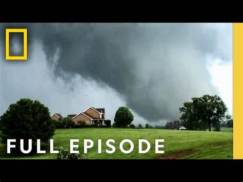 Witness to disaster tornado outbreak.  Tornado Swarm 2011The "super outbreak"...