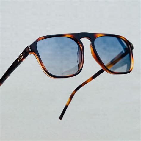 Wmp eyewear. Shop modern double bridge geometric square sunglasses for men at an affordable price. Made of high-quality acetate with polarized UV-protection lenses. 