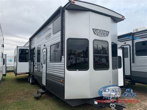 Wolds rv sales. RV camping is a great way to explore the outdoors and get away from the hustle and bustle of everyday life. But if you’re looking for a more private and secure experience, then renting a private RV lot may be the perfect solution. Here are ... 