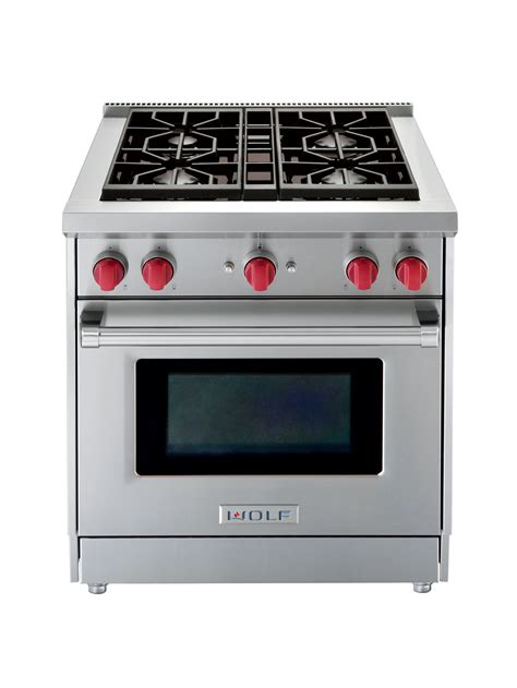 Wolf 30 gas range. Infrared broiler for fast preheats, quick sears. This powerful 18,000 BTU broiler lets you sear and crisp steak, salmon and more just like it's done in restaurants, with succulent results. Great for finishing off homemade pizzas, too. Infrared heat generates much higher temperatures and heats up faster than other types of heat. 