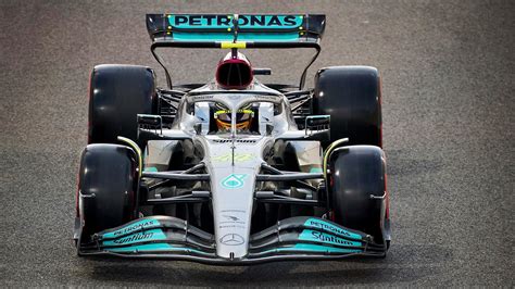 Wolff accepts ‘reality’ that Mercedes F1 car is off the pace