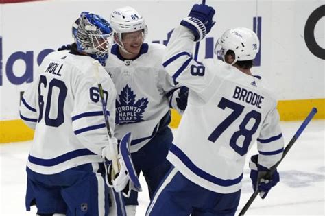 Woll has 24 saves, Maple Leafs avoid sweep with 2-1 win over Panthers