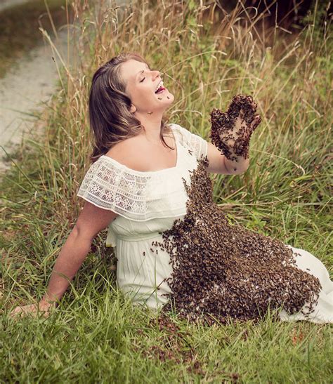 Woman Does Maternity Photoshoot With 10k Bees On Her Belly