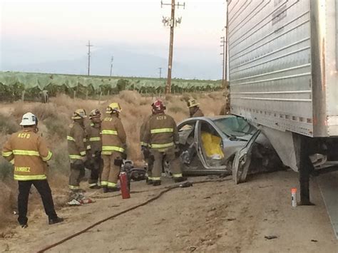 Woman Killed, 2 Injured in Rollover Accident on Highway 99 [Bakersfield, CA]