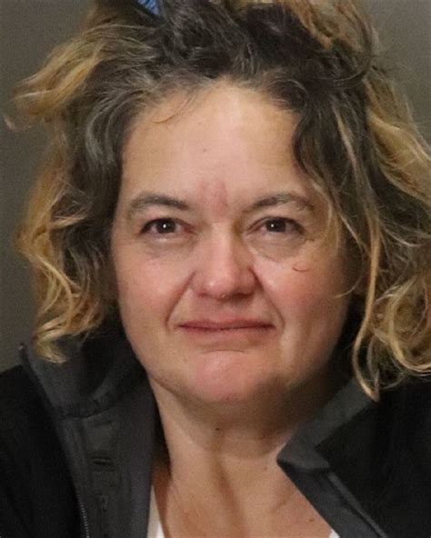 Woman arrested for burglarizing occupied home in Palo Alto