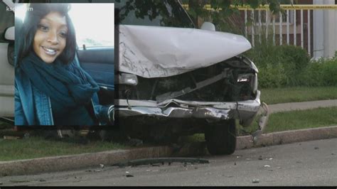 Woman dead after crash in south St. Louis City