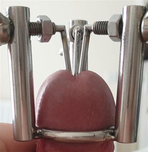 Woman doing weird things with pussy.  Explore PORN.  Weird insertions, biza...