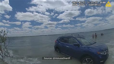 Woman drives into water at New Smyrna Beach park, faces DUI charge, deputies say