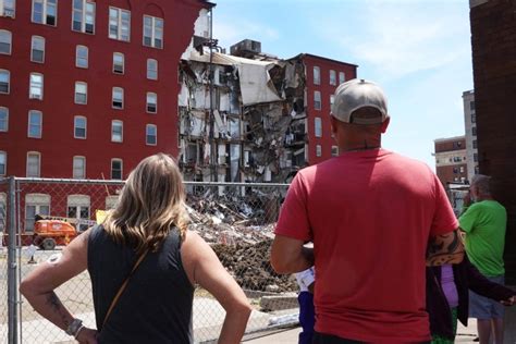Woman rescued after city pushed to demolish partially collapsed Iowa apartment building