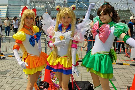 Women's Cosplay: A Guide to Understanding and Appreciating This Subculture