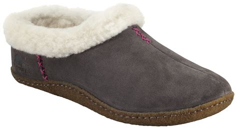 Ugg Scuffette II Slippers, Women's Size 9 M, Black MSRP $95. $35.62. Was: $47.50. $7.99 shipping. or Best Offer.. 