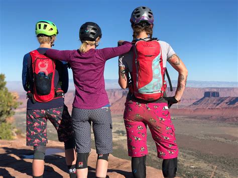 Women’s Mountain Bike + Multisport Apparel (@shredly) …