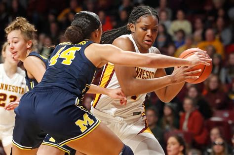 Women’s basketball: Gophers Rose Micheaux will enter NCAA transfer portal