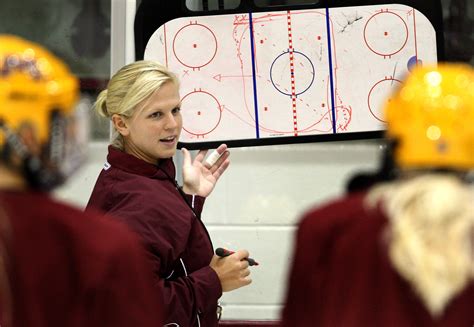 Women’s hockey: Gophers assistant coach Natalie Darwitz exits