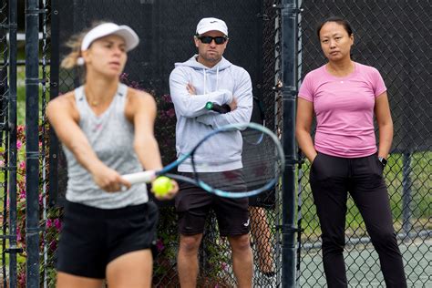 Women’s tennis tour program provides education, exposure for female coaches