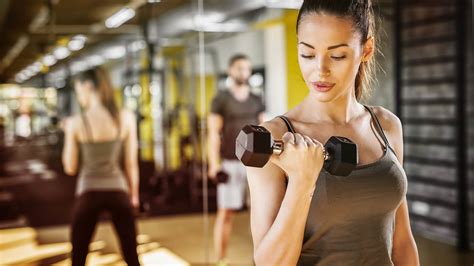 Women exercise. Just as exercise can help people lose weight, it can also help others gain weight in a healthy way. Here are a few suggestions you can try to start your journey. 