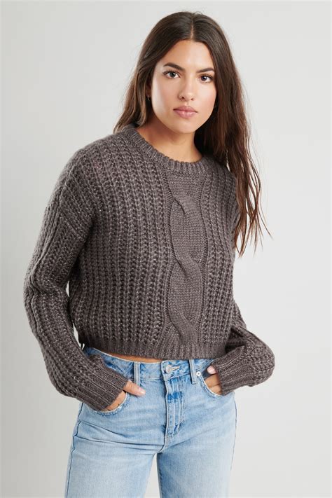 Womens Cable Knit Crew Neck Sweater