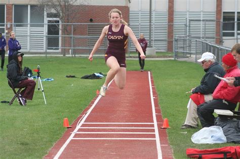 Womens Varsity Track - Calvin University - Grand Rapids ... - Hudl