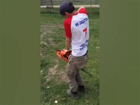 Won’t End Well For Him: Dude Tries Starting A Chainsaw While …