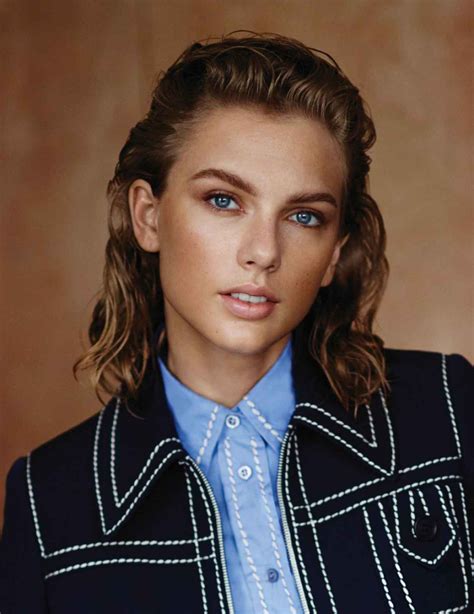 Wonderland taylor swift. WONDERLAND Chords by Taylor Swift. Learn to play guitar by chord / tabs using chord diagrams, transpose the key, watch video lessons and much more. 
