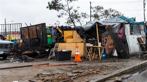 Wood Street encampment evictions set to begin today in Oakland