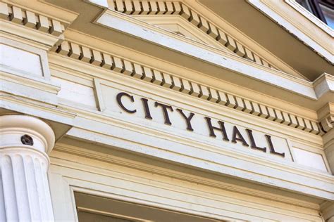 Wood fire pit clearance.  Always check local fire codes before installation. com.  Maintain at...