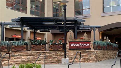 Reviews from Wood Ranch BBQ & Grill employees