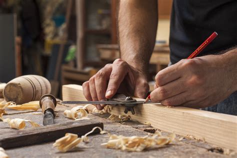 Wood workers. Woodworkers often stand for long periods performing many of the same functions. Physical strength. Woodworkers must be able to lift bulky, heavy pieces of … 